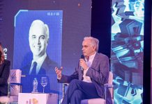 De Camps destaca transformación digital y formación docente para integrar IA a la educación