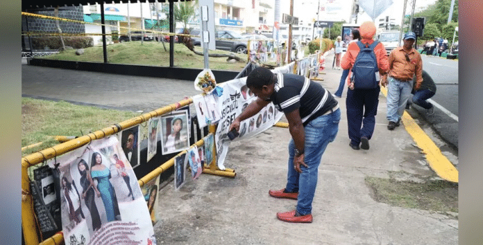 homenaje-a-victimas-de-la-tragedia-del-Jet-Set-2-1200x675-1-dum-panoramica-v2-1376x477