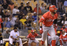 José Marmolejos vive una noche perfecta y guía el triunfo de los Leones sobre las Águilas