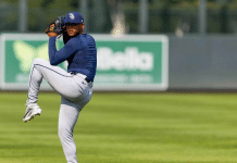 Tampa Bay se aferra a Freddy Peralta para evitar rozar el abismo en la Serie Mundial