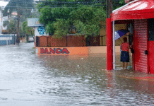 Lluvias dejan 412 personas afectadas, 103 viviendas impactadas y una comunidad incomunicada
